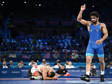 Prez Droupadi Murmu, VP Jagdeep Dhankhar & PM Modi congratulates Indian wrestler Aman Sehrawat on winning Bronze Medal at Paris Olympics